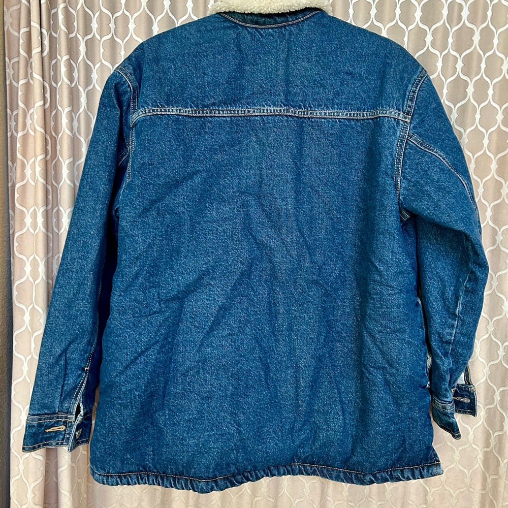 Old Navy Denim Jacket with Shearling Collar - Picture 2 of 4